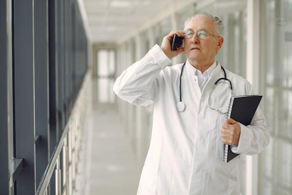 Benefits of Choosing a Flat Rate Medical Answering Service for Your Practice